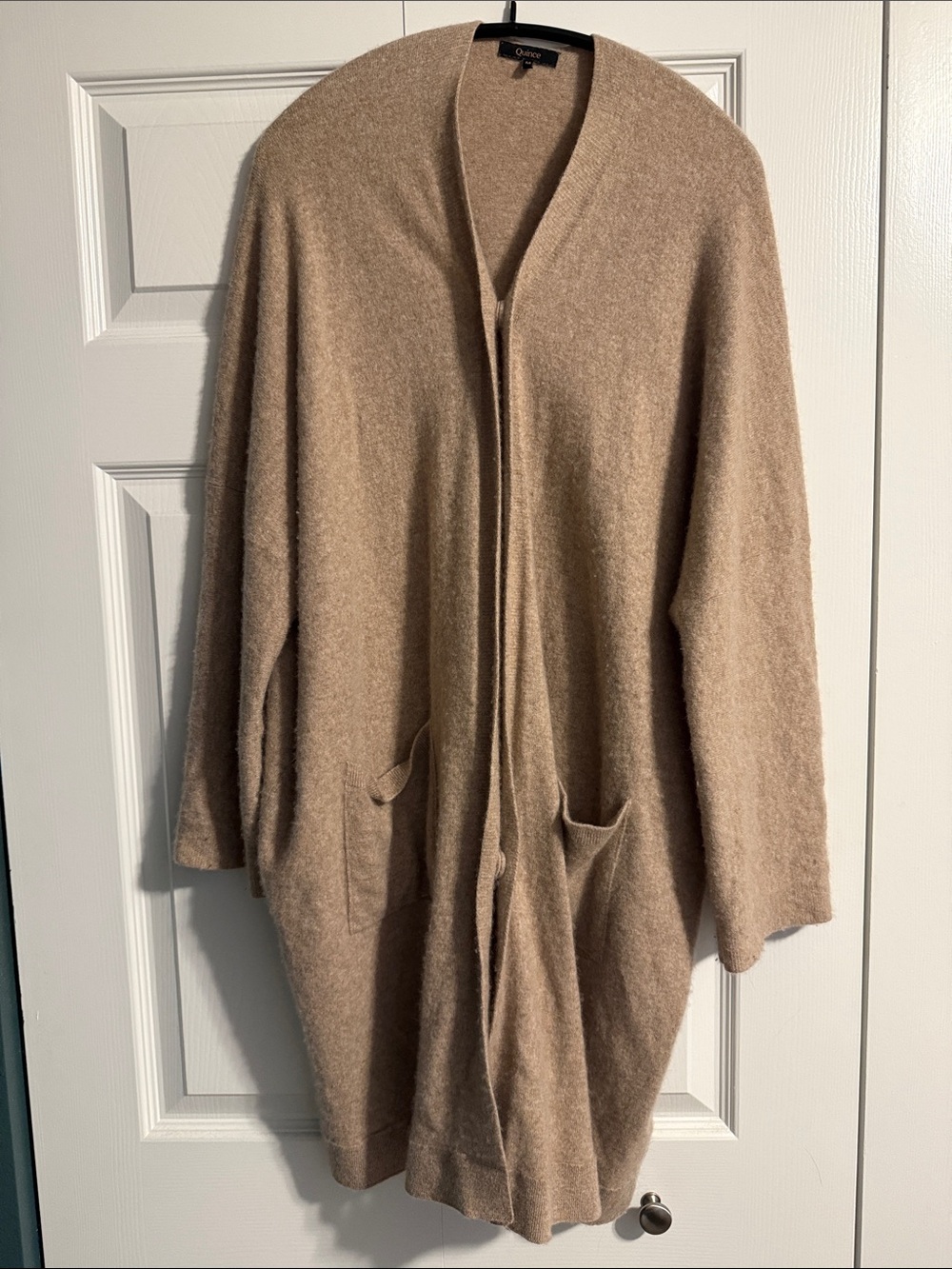 Quince cashmere nursing wrap - Picture 3 of 6